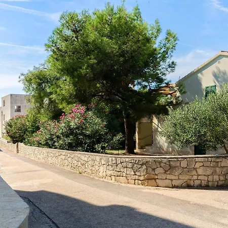 Apartment More شقة سريما